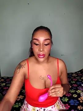 Queen Amara online show from 09.21.25