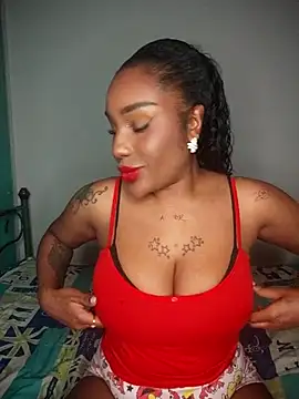 Queen Amara online show from 02.25.26