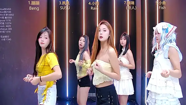 queen-001 online show from 10.13.25