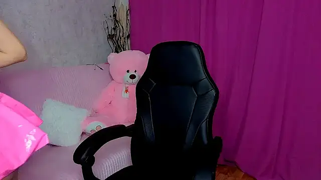 MaryamXSX online show from 11.30.25