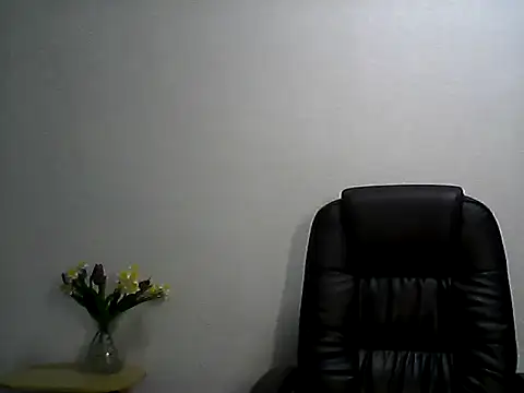 EllaLove2277 online show from 03.03.26