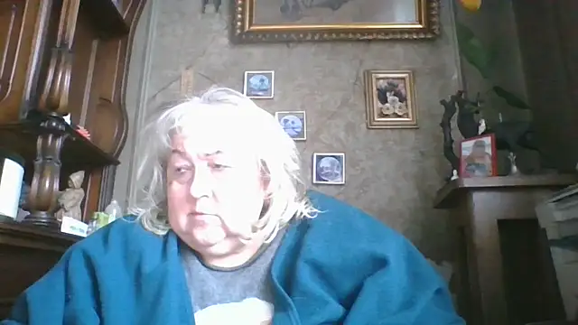 Lala-Love56 online show from 10.28.25