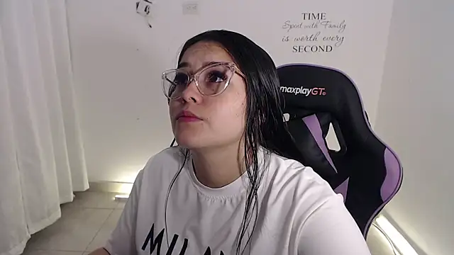 amberbakee online show from 06.10.26