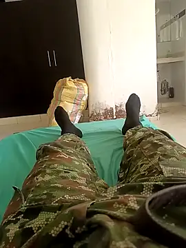 Snapshot of alejos81 chatting on 10.12.25 alejos81 online show from 10.12.25