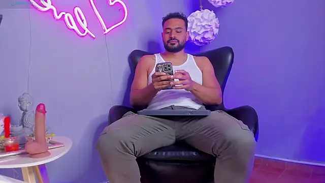 Gael Meneses online show from 12.02.25