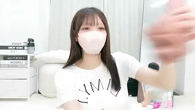 roachan  online show from 07.30.26