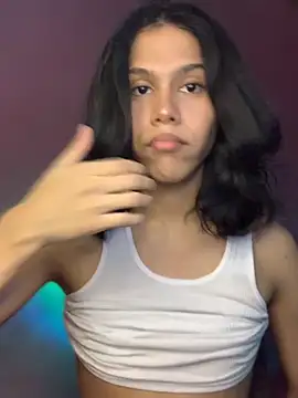 Snapshot of Alen_fem chatting on 09.15.25 Alen fem online show from 09.15.25