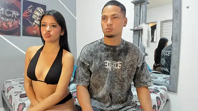 Sexy777Couple online show from 04.18.26