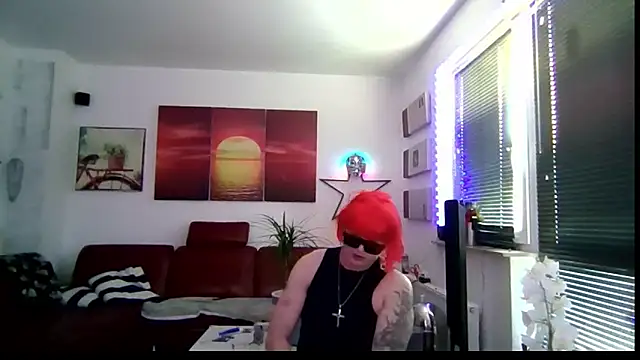 Snapshot of hellgirl1980 chatting on 04.24.26 hellgirl1980 online show from 04.24.26