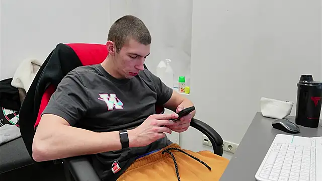 Ryan Dozer online show from 11.22.25