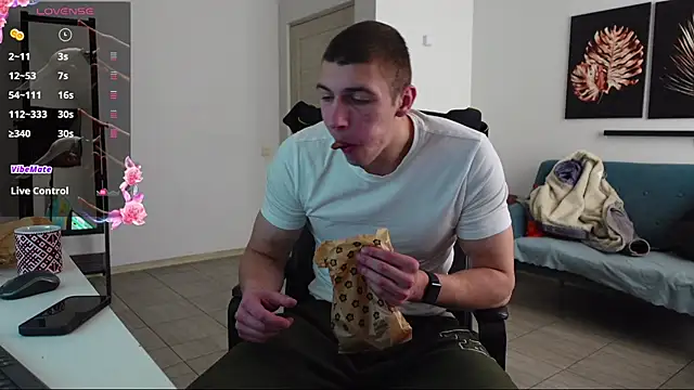 Ryan Dozer online show from 04.09.26