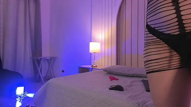 maria gil online show from 12.17.25