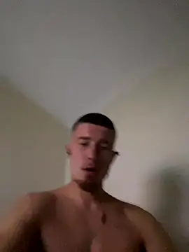 Snapshot of Johnclips2 chatting on 09.11.25 Johnclips2 online show from 09.11.25