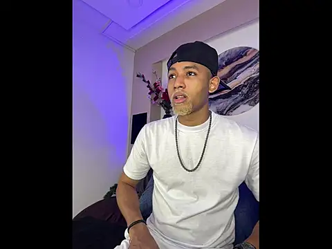 B Wild online show from 02.11.26