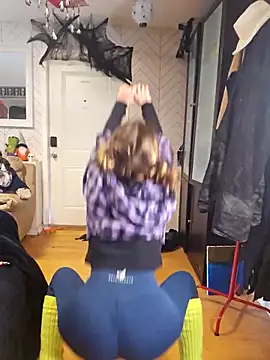 Blossom94 online show from 10.09.25