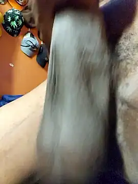 Snapshot of Primetimer919 chatting on 10.20.25 Primetimer919 online show from 10.20.25