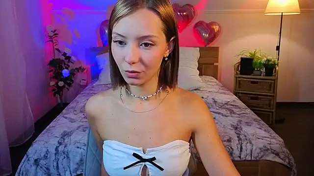 LumMina online show from 02.11.26