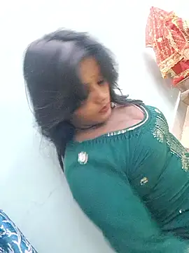 Snapshot of Rashmi_Pathak chatting on 09.12.25 Rashmi Pathak online show from 09.12.25