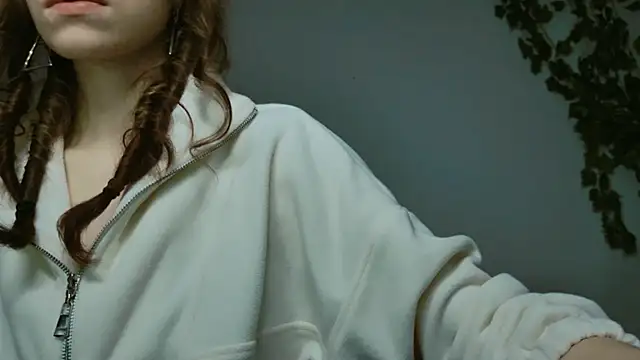 Yoka paradoXXX online show from 11.14.25