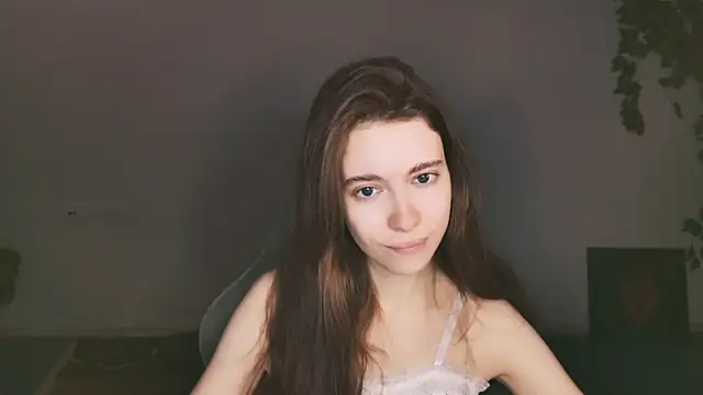 Yoka paradoXXX online show from 11.21.25