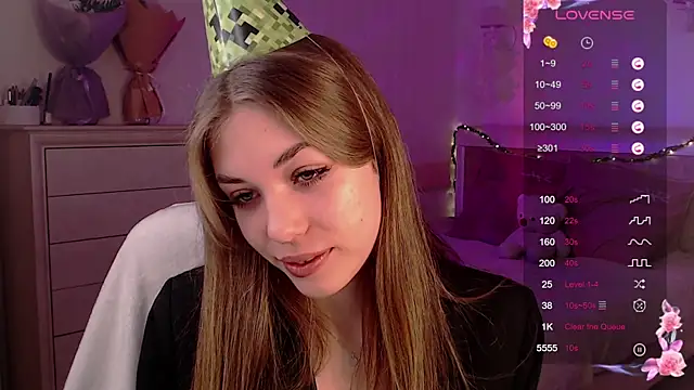 Leila Vanilla online show from 11.13.25