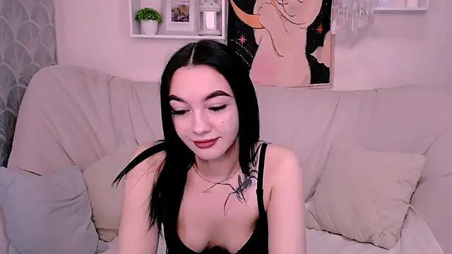 MonicaTess online show from 09.16.25