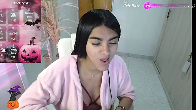 Snapshot of amarasilk_ chatting on 10.18.25 amarasilk  online show from 10.18.25
