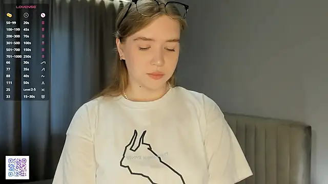 AlinaSollman online show from 09.30.25
