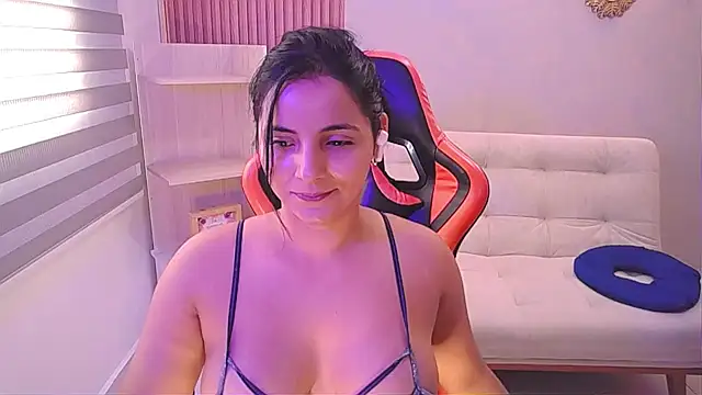 Snapshot of CathaleyaSex chatting on 06.27.26 CathaleyaSex online show from 06.27.26