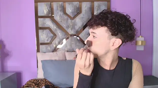 Electra Gosselin online show from 09.27.25