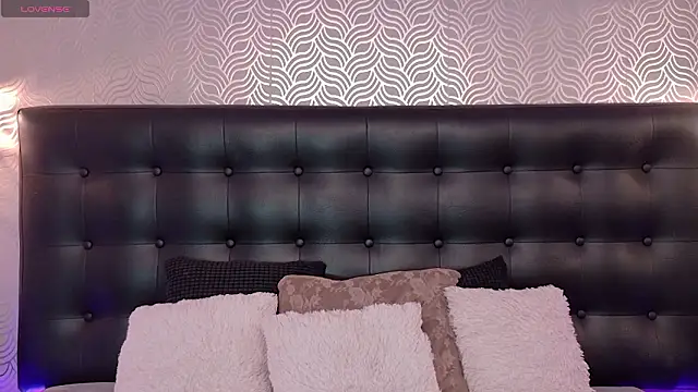 NaiaraMasson  online show from 03.02.26