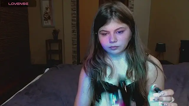 Lilly Jess online show from 10.02.25