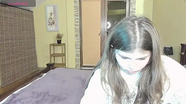 Lilly Jess online show from 10.17.25