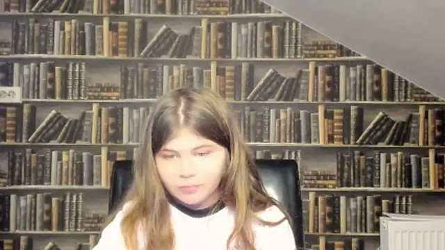 Lilly Jess online show from 11.08.25