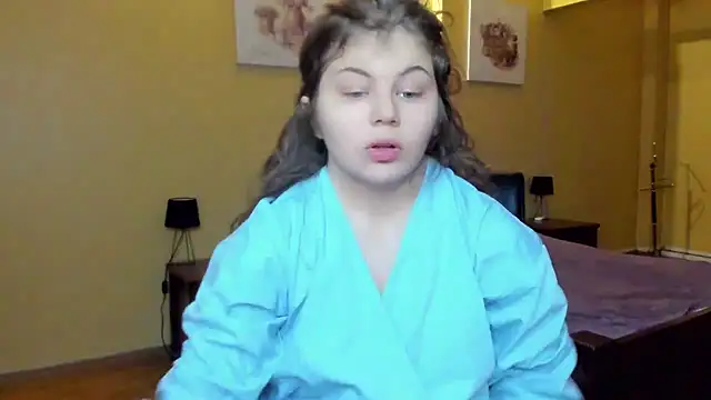 Lilly Jess online show from 11.17.25