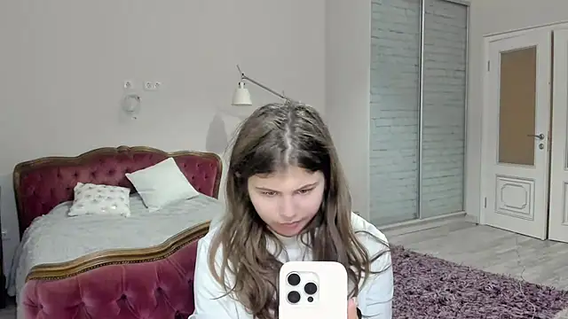 Lilly Jess online show from 11.27.25