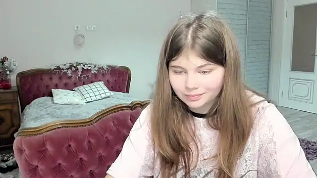 Lilly Jess online show from 12.19.25