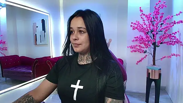 Black roseee online show from 11.06.25