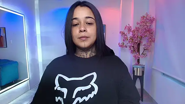 Black roseee online show from 05.24.26