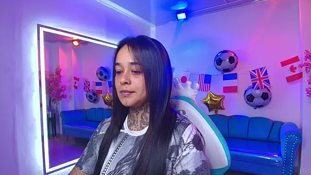 Black roseee online show from 07.02.26