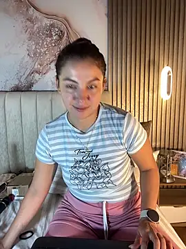 Dakota Evanns online show from 04.11.26