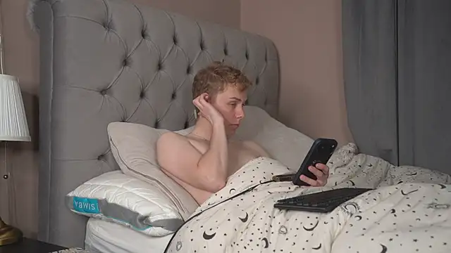 scottishtwink01 online show from 05.10.26