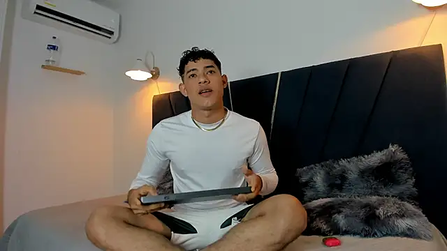 ryan cum23 online show from 11.06.25