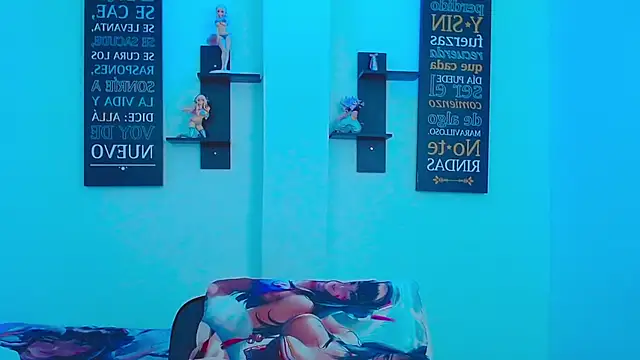 Snapshot of CHLOE_THUNDERS chatting on 01.11.26 CHLOE THUNDERS online show from 01.11.26