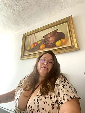 Snapshot of BigBoss_Paris69 chatting on 09.16.25 BigBoss Paris69 online show from 09.16.25