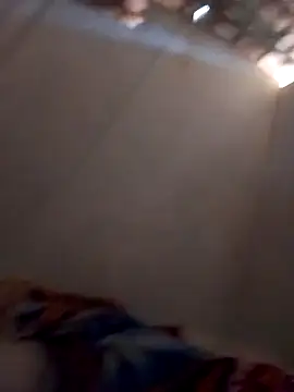 Snapshot of luzmelzinha chatting on 10.10.25 luzmelzinha online show from 10.10.25