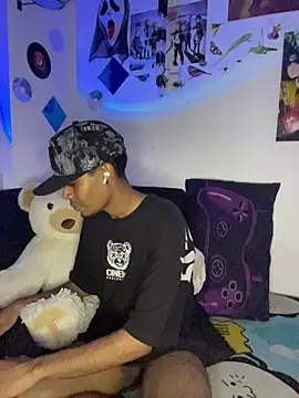 Snapshot of Teito69 chatting on 11.17.25 Teito69 online show from 11.17.25