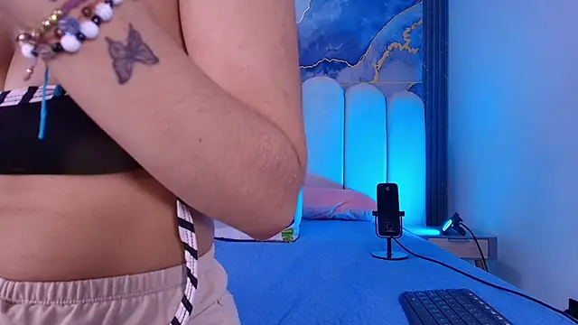 abbyrouss  online show from 04.02.26