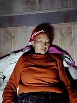 Snapshot of -Xuka-200 chatting on 11.06.25 -Xuka-200 online show from 11.06.25