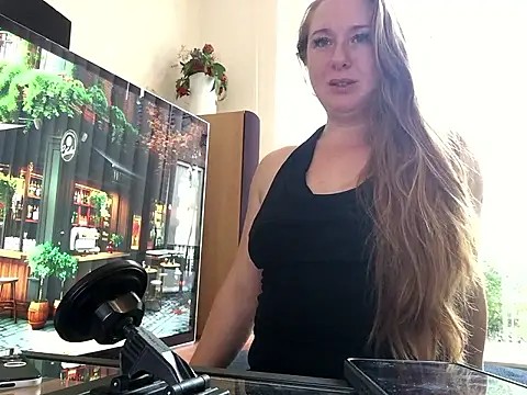 MazySunny online show from 10.09.25